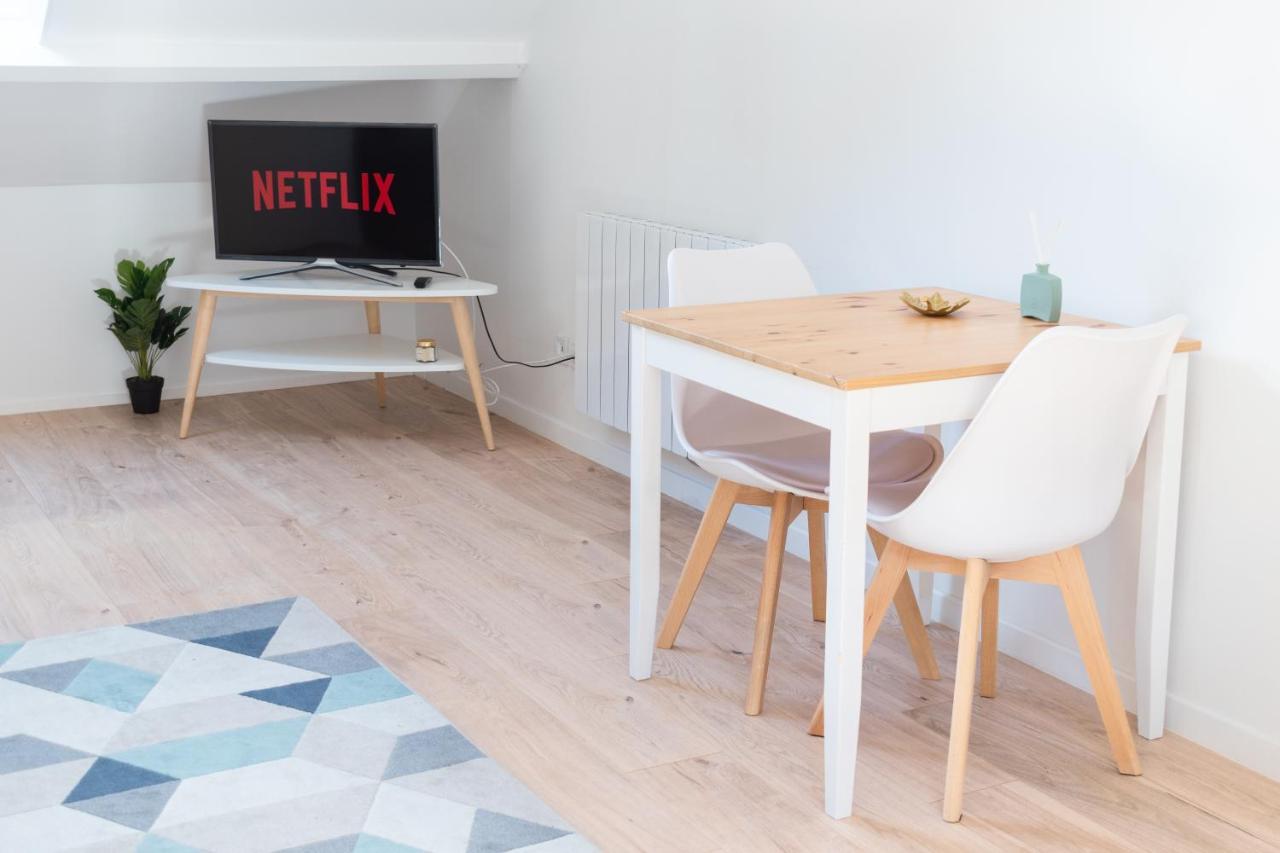 Studio De Charme En Hyper Centre-Ville De Melun Apartment Ngoại thất bức ảnh